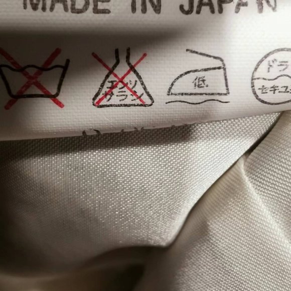 Extraordinarily Rare and Valuable VTG Ivory Pure Silk Vest by KENZO COLLECTION - Picture 5 of 8